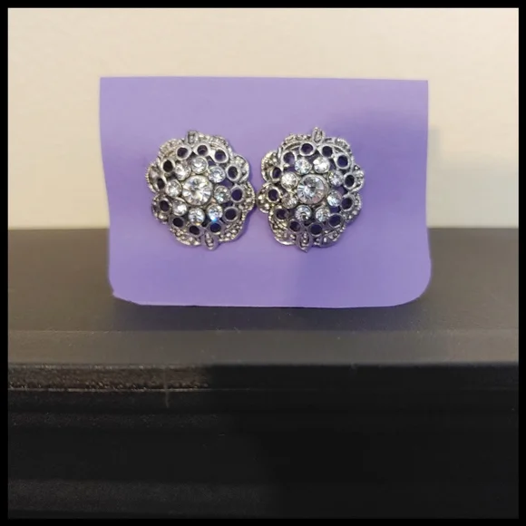 Vintage Bold Rhinestone Earrings - Picture 2 of 5
